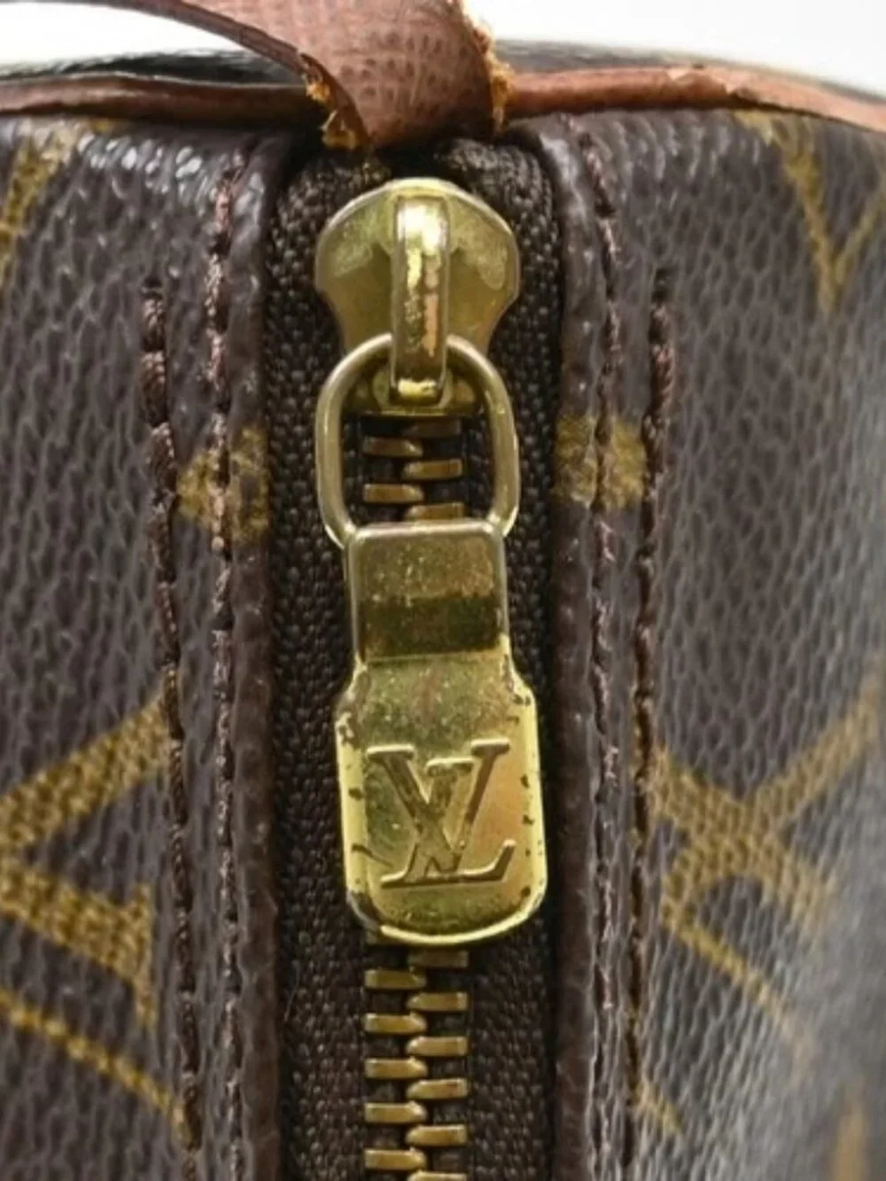Best05 LOUIS VUITTON MONOGRAM PAPILLON ATTACHED POUCH BAG YQ08934